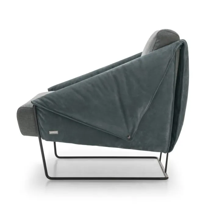 Fotel GIOIA marki NICOLINE – nowoczesny fotel  zdjęcie 2